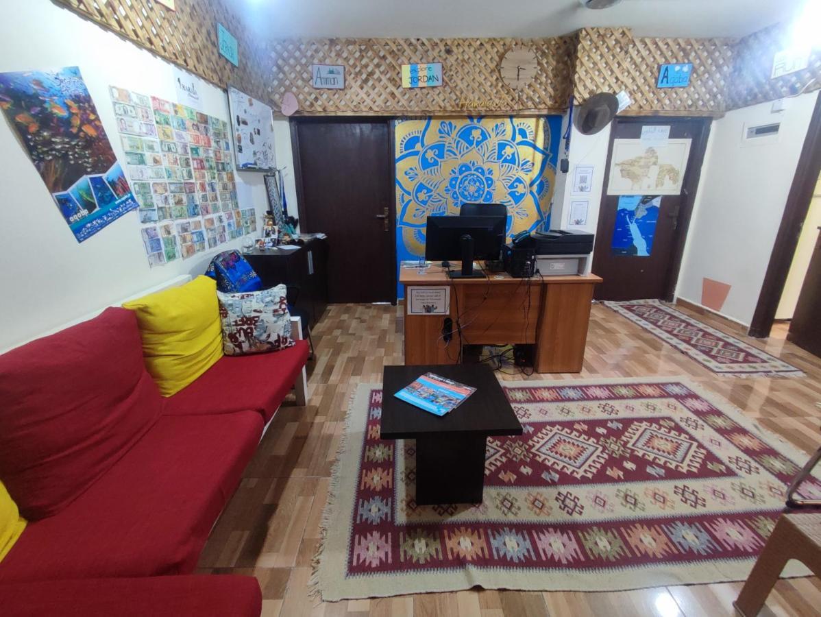 Хостел Hakaia Community Акаба Экстерьер фото