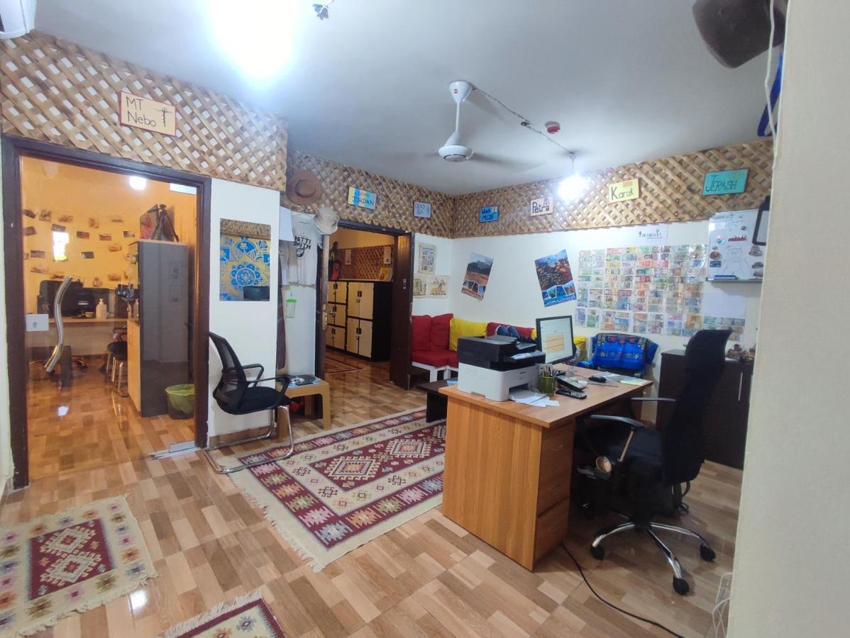 Хостел Hakaia Community Акаба Экстерьер фото